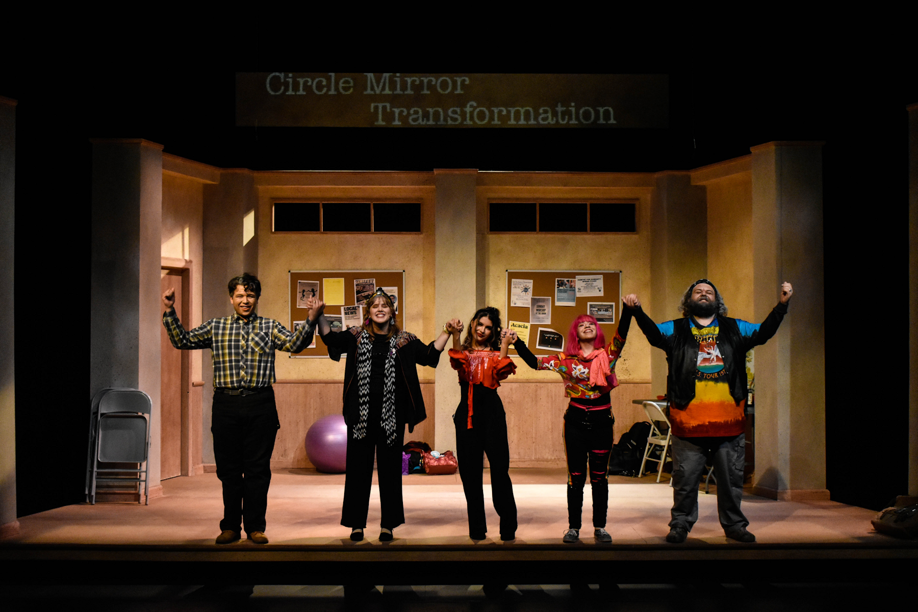 Drama students perform in Circle Mirror Transformation production