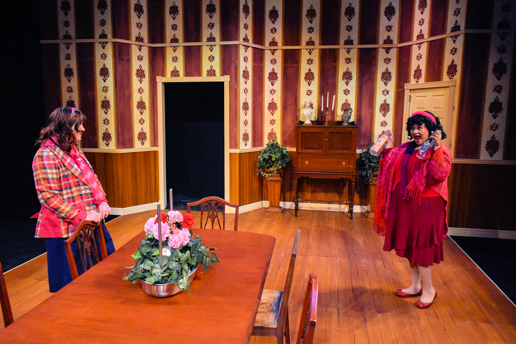 Drama students perform in production of The Dining Room