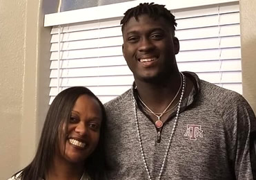 Je'Sani and his mother Kiwana