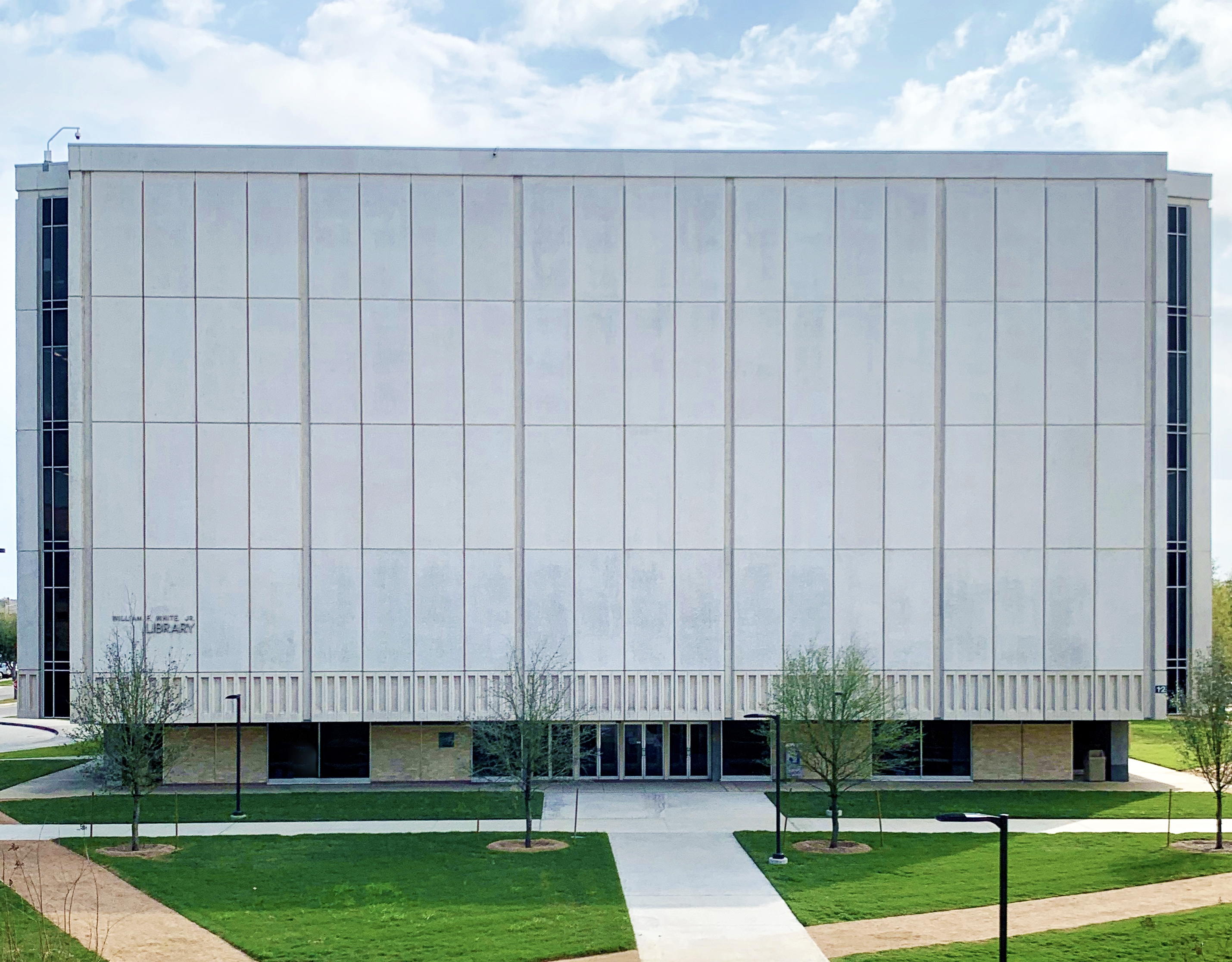 William F. White, Jr. Library at Heritage Campus