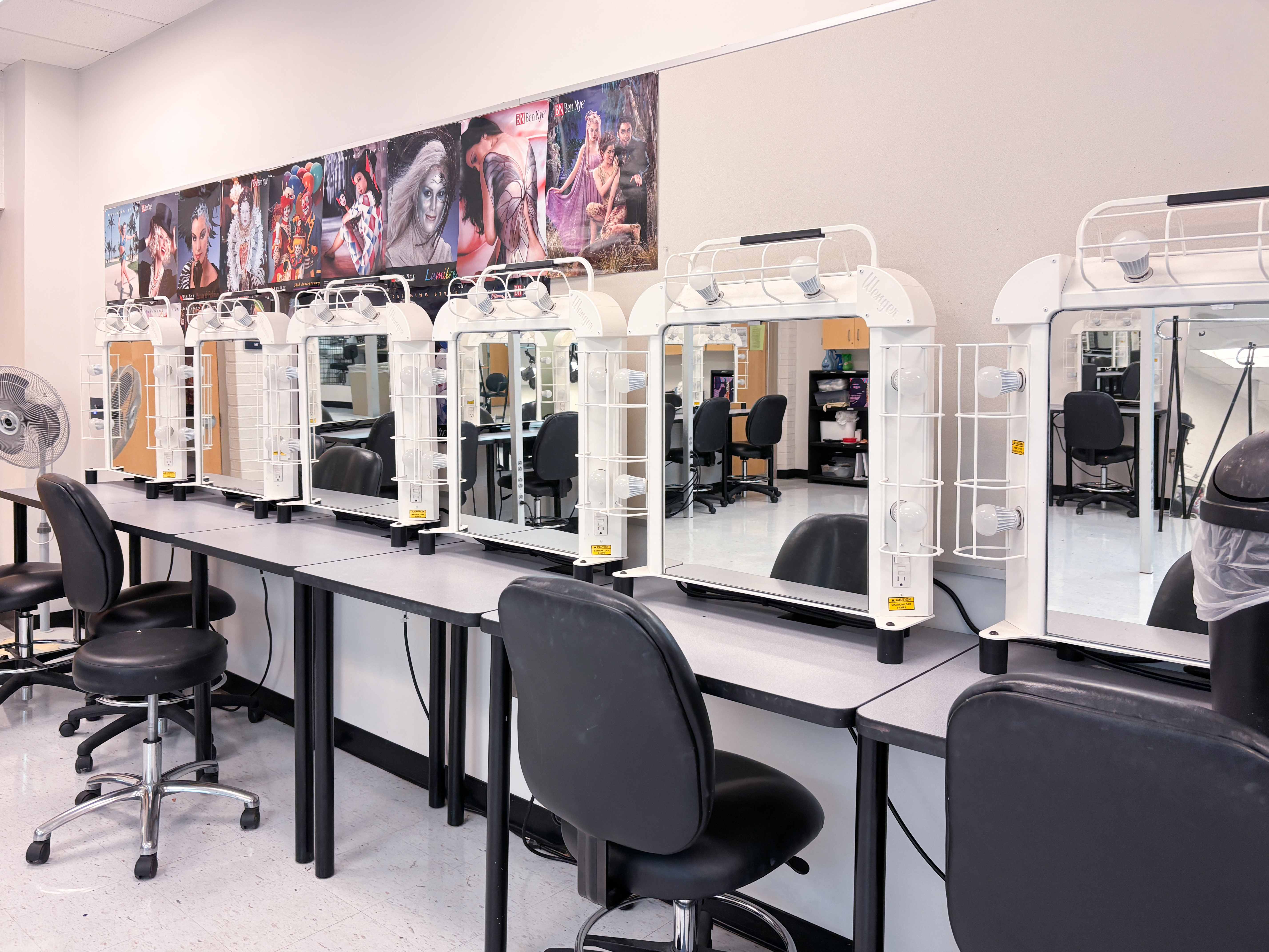 makeup studio